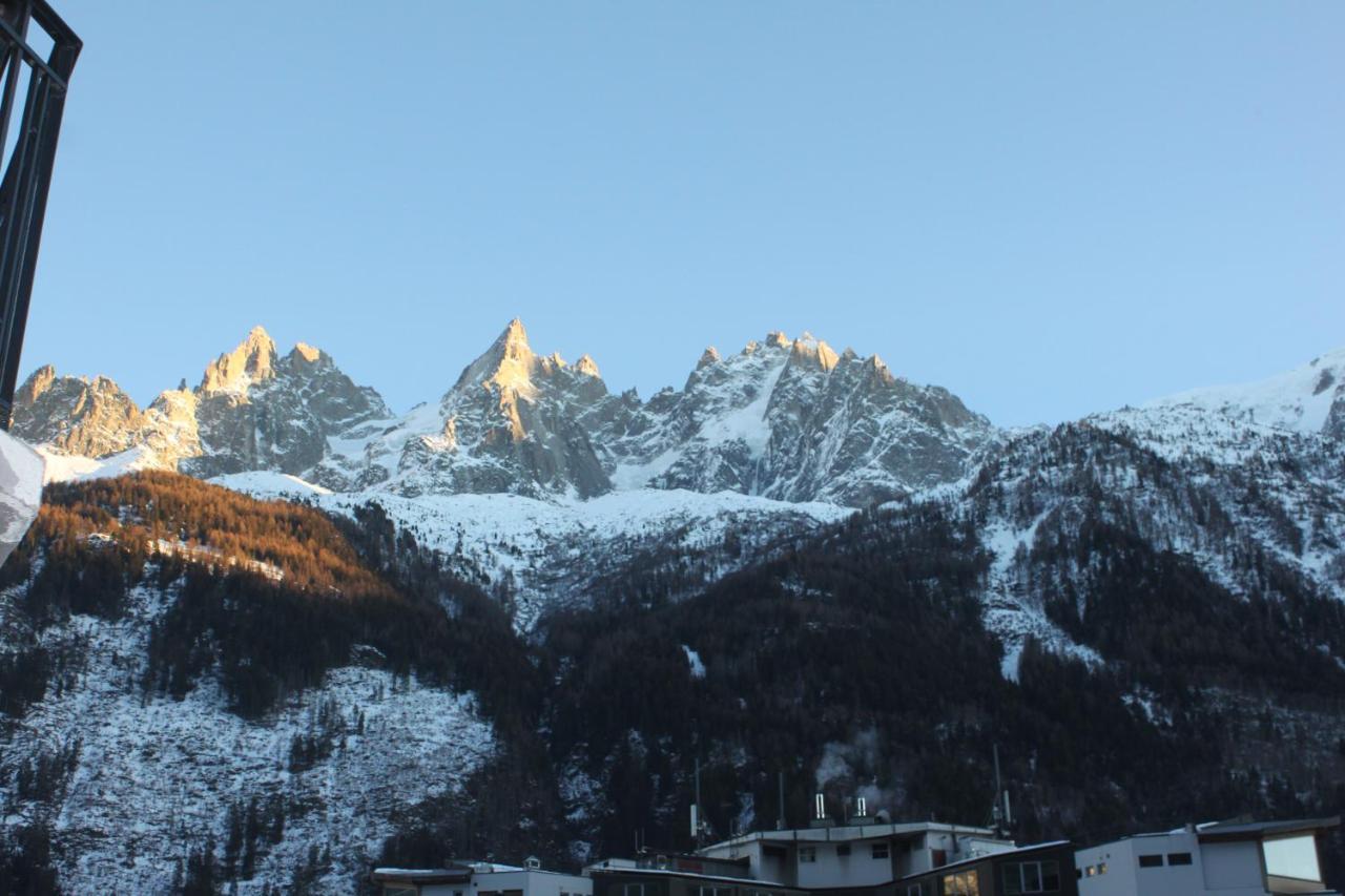 Appartement Le Savoisien Chamonix Mont Blanc Exterior foto